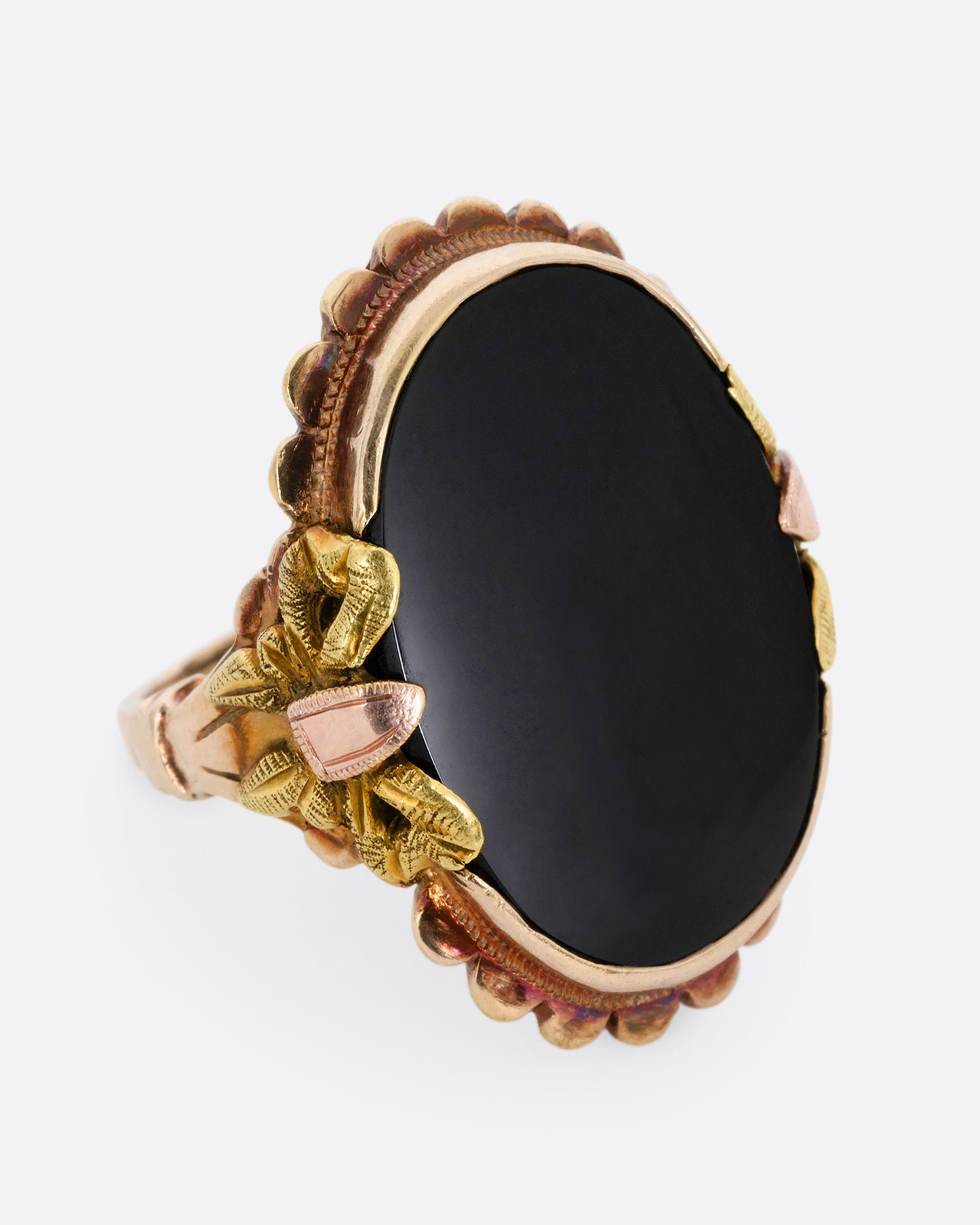 Onyx Bow Ring