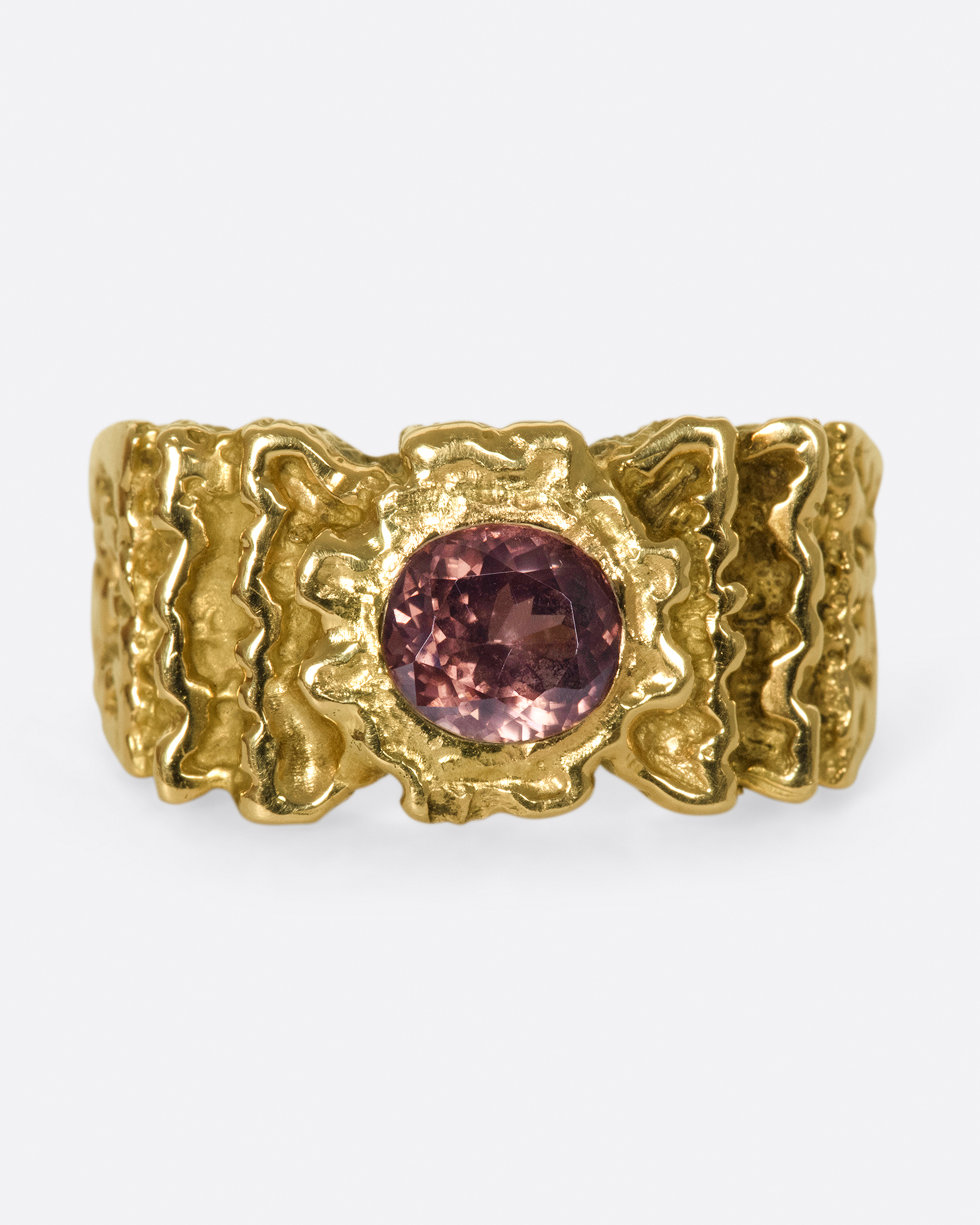 WAVY SPINEL RING