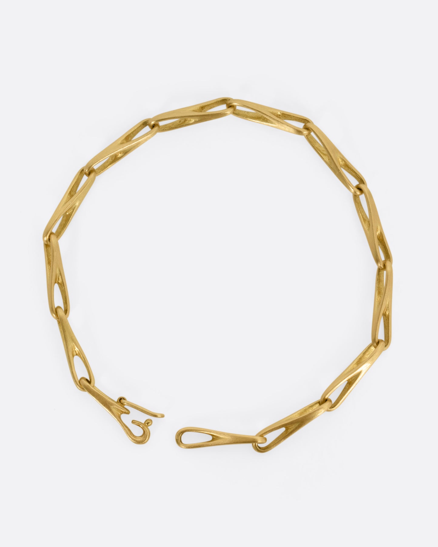 Ama Chain Bracelet