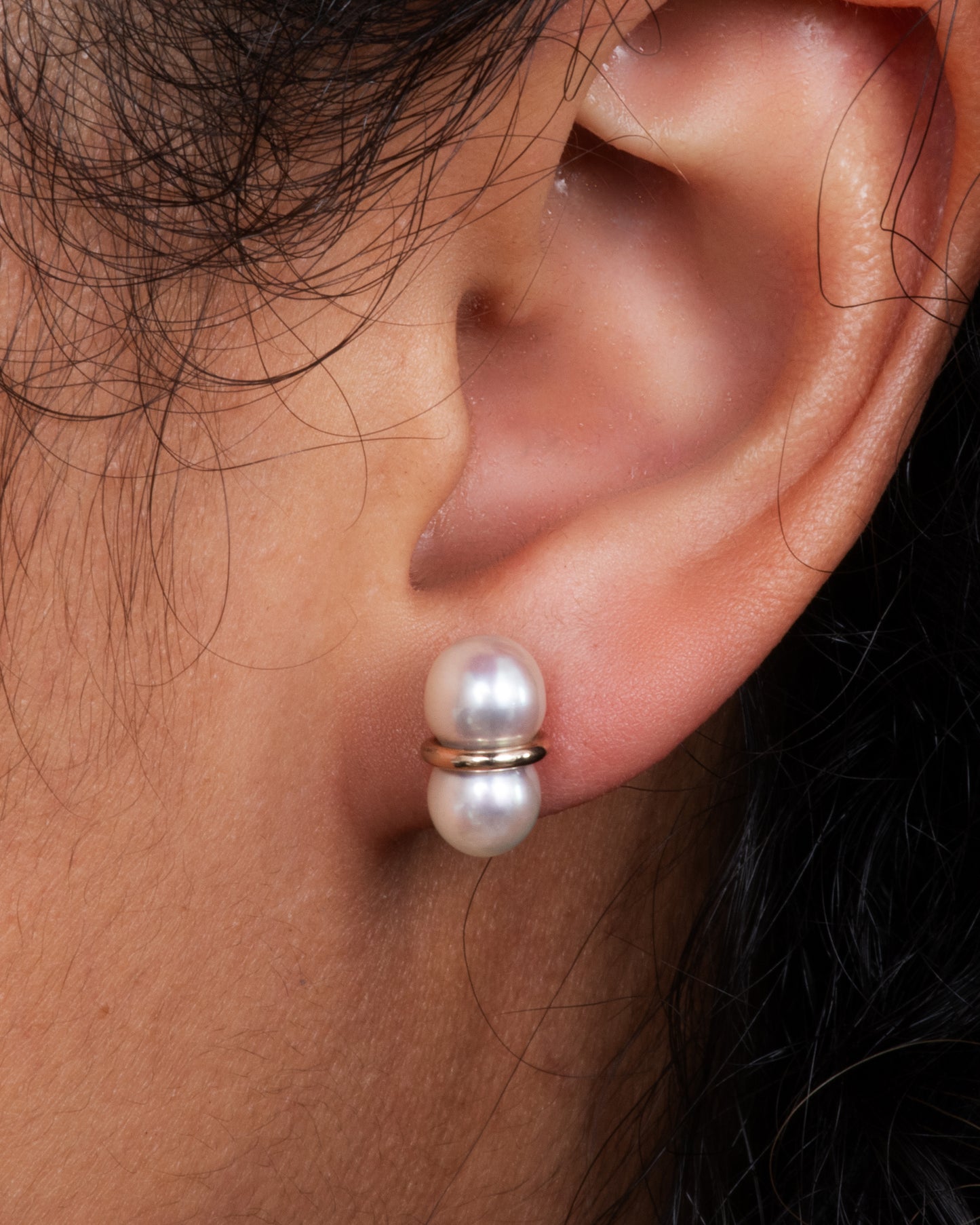 Twin Pearl Stud Earring