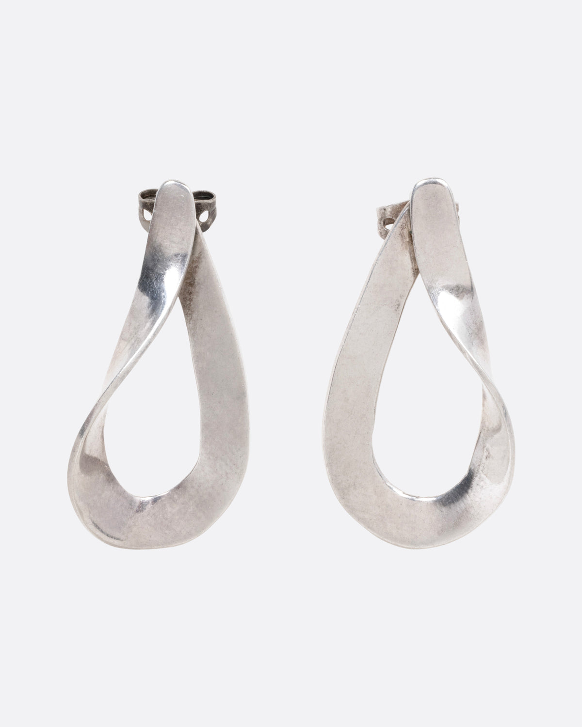 Twisted Flat Teardrop Stud Earrings