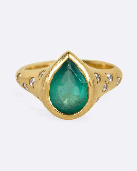 Jupiter's Teardrop Emerald and Diamond Ring