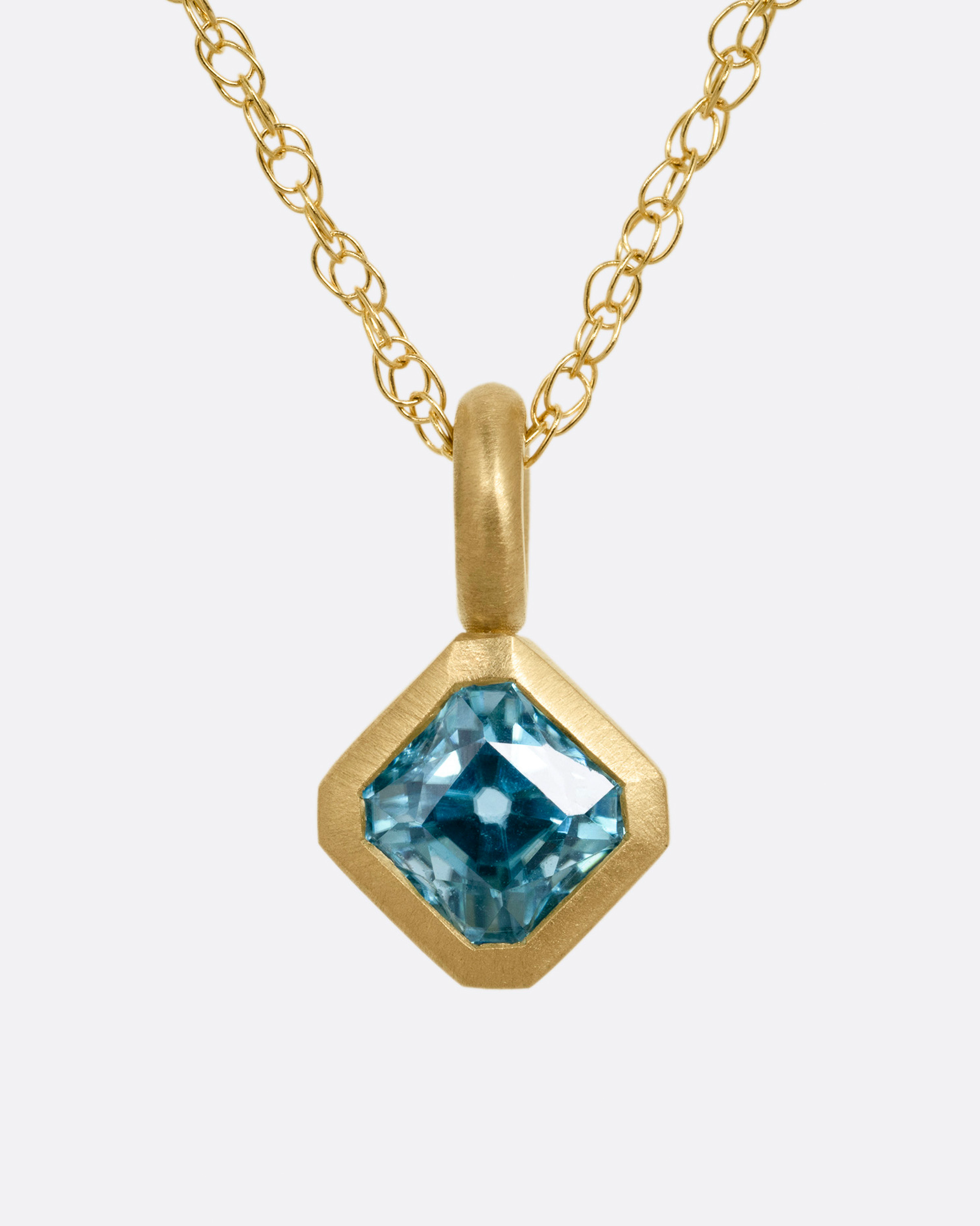 Zircon Petite pendant necklace