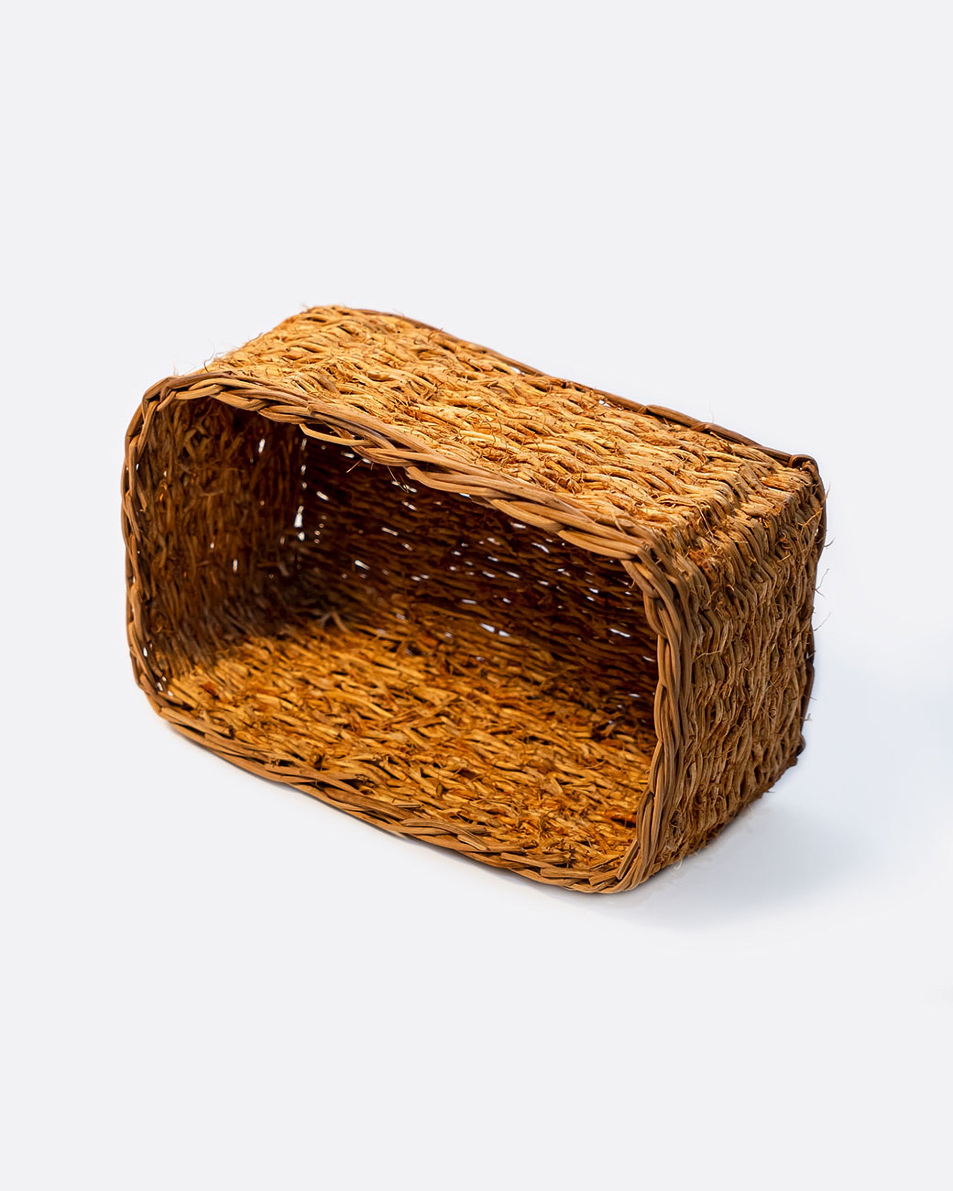 Medium size vetiver basket.