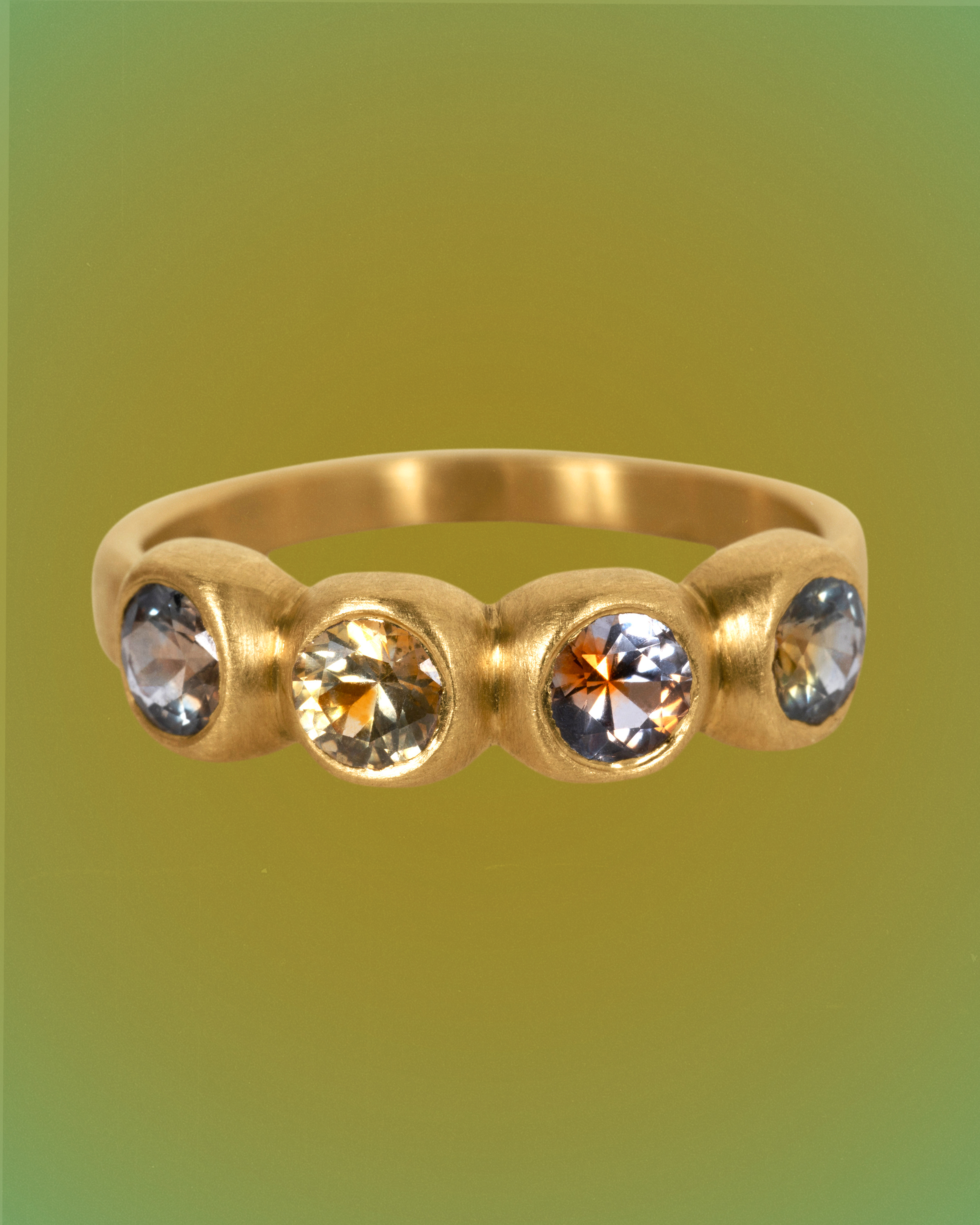 MONTANA KALEIDOSCOPE SAPPHIRE RING